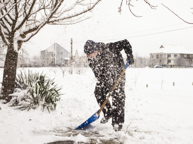 Wegeerhaltung Gesetz im Winter für Anrainer